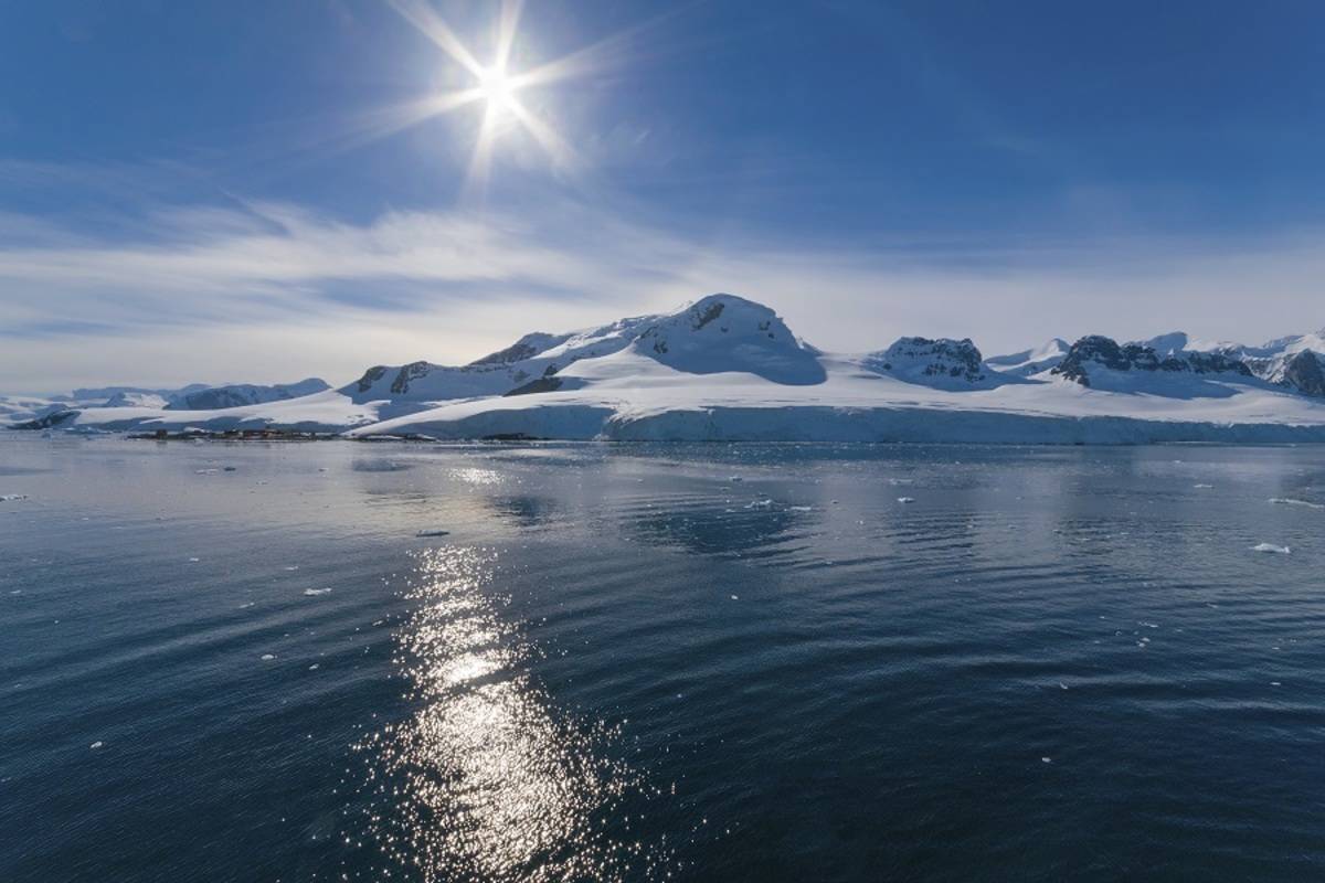 Antarctic Peninsula - Basecamp