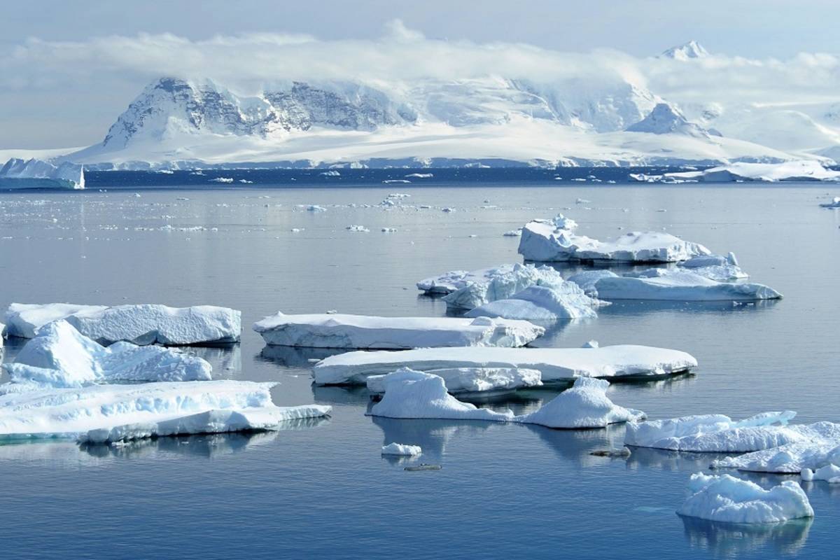 L'Austral: Emblematic Antarctica ex. Ushuaia