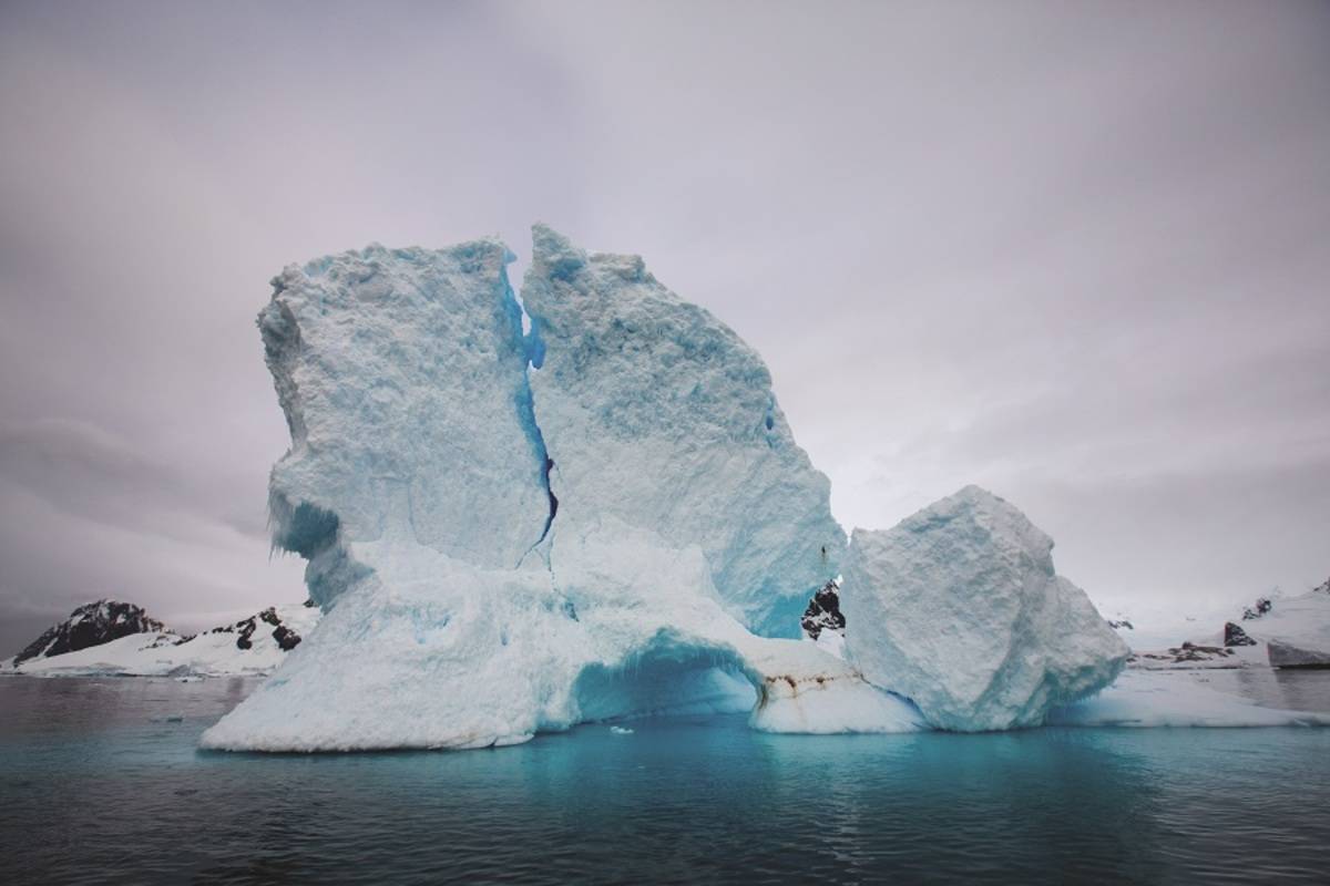 Antarctica Bridge Fly/Fly Cruise