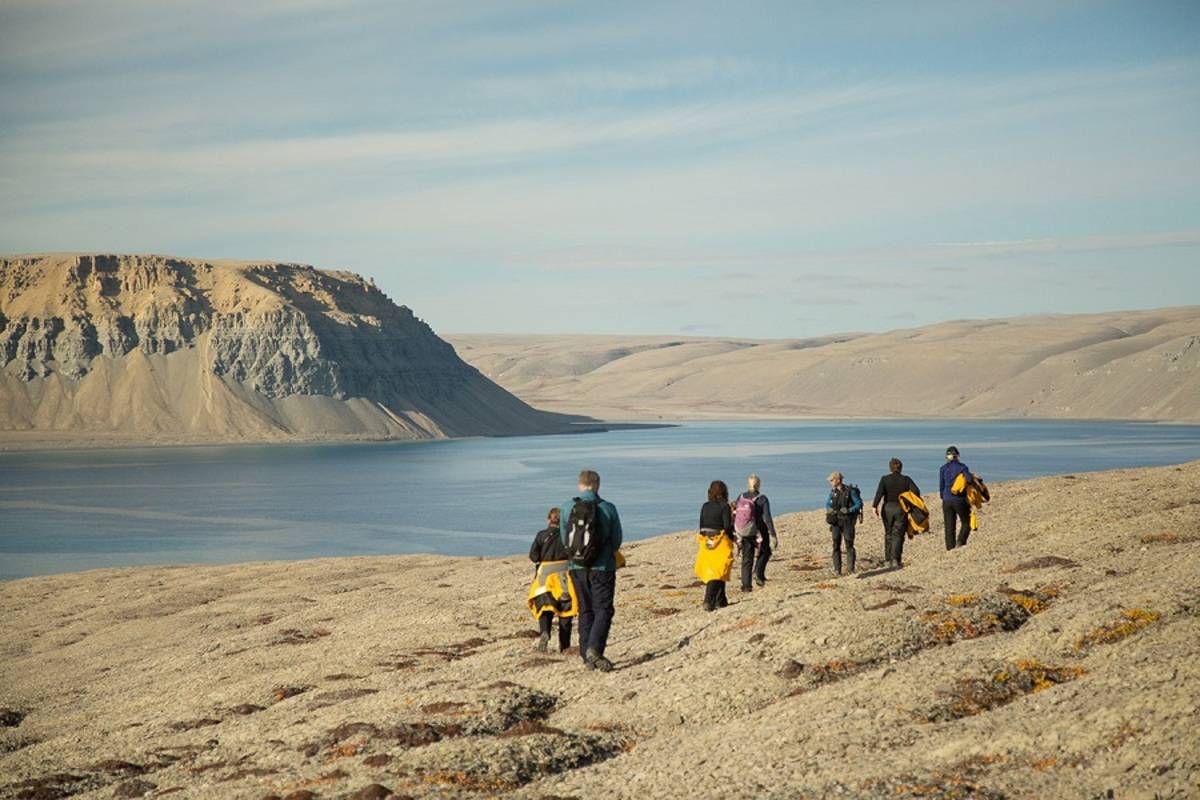 Arctic Express Canada: The Heart of the Northwest Passage